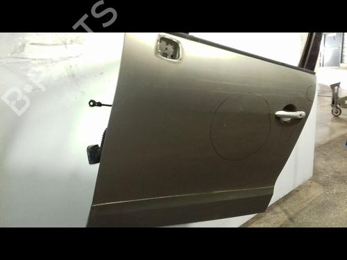 Left front door RENAULT SCÉNIC III (JZ0/1_) 1.5 dCi | BP19319732C2 