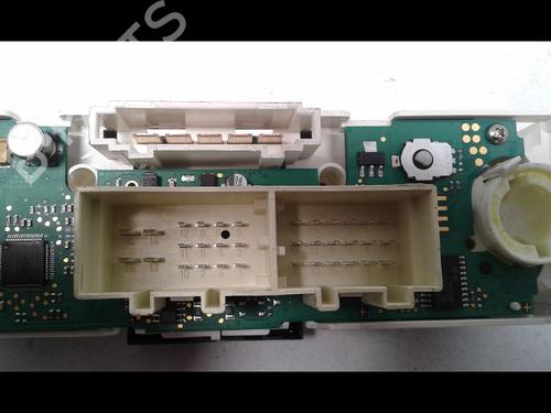 Used Climate control VW POLO V (6R1, 6C1) 1.2 TDI (75 hp) 15200233