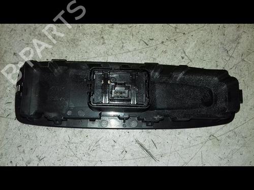 Used Switch Switch RENAULT KADJAR (HA_, HL_) 1.5 BLUE dCi 115 (HLA6) (116 hp) 40241628 40241628