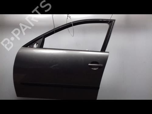 Used Left front door SEAT CORDOBA (6L2) 1.9 TDI (100 hp) 9057477