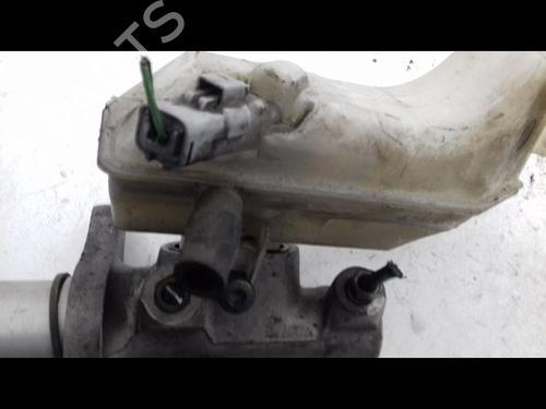 Used Brake master cylinder RENAULT CLIO III (BR0/1, CR0/1) 1.6 16V (BR05, BR0B, BR0Y, BR15, BR1J, BR1M, BR1Y, CR0B,... (112 hp) 16931122