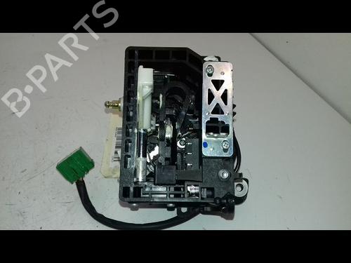 manual-gearbox-selector-jaguar-s-type-ii-x200-27-d-xr856664-1998-1999-2000-2001-2002-2003-2004-2005-2006-2007-2008-19690279 main image