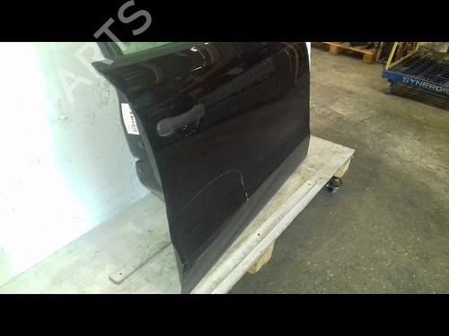 Right front door VW POLO V (6R1, 6C1) 1.6 TDI | BP29224981C3