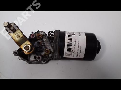 Used Front wiper motor PEUGEOT 106 II (1A_, 1C_) 1.1 i (60 hp) 10337256