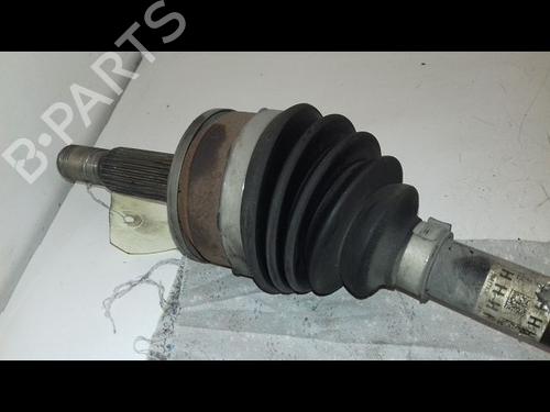 Used Right front driveshaft TOYOTA YARIS (_P21_, _PA1_, _PH1_) 1.5 Hybrid (MXPH10, MXPH11) (116 hp) 22535647
