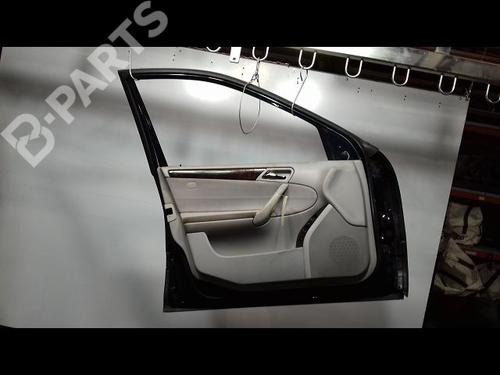 Used Left front door MERCEDES-BENZ C-CLASS (W203) C 220 CDI (203.008) (150 hp) 11382298