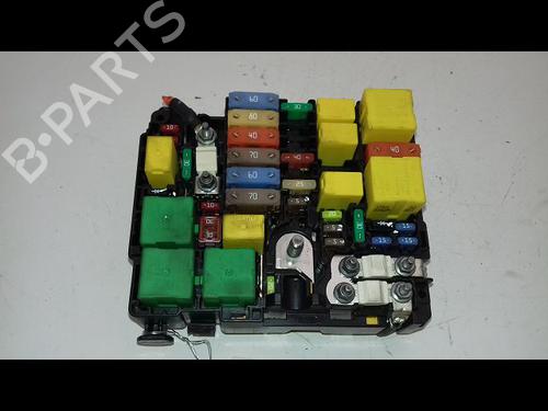 Used Fuse box PEUGEOT 308 II (LB_, LP_, LW_, LH_, L3_) 1.5 BlueHDI 100 (102 hp) 19479774