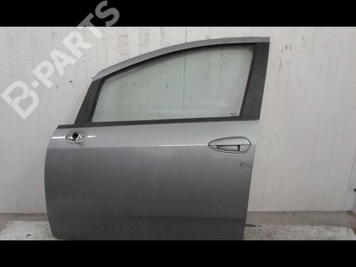 Used Left front door FIAT GRANDE PUNTO (199_) 1.3 D Multijet (75 hp) 8967256