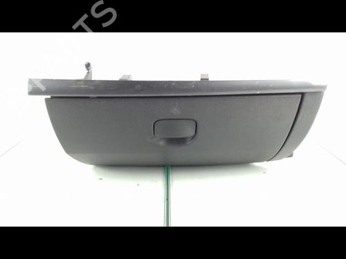 Used Glove box Glove box RENAULT CLIO III (BR0/1, CR0/1) 1.5 dCi (BR17, CR17) (86 hp) 8969385 8969385