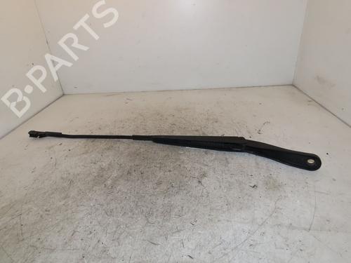 Used Front windshield wiper arm Front windshield wiper arm RENAULT CLIO III (BR0/1, CR0/1) 1.6 16V (BR05, BR0B, BR0Y, BR15, BR1J, BR1M, BR1Y, CR0B,... (112 hp) 33970602 33970602
