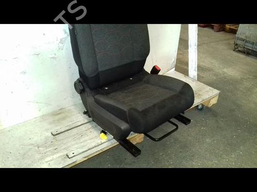 Right front seat CITROËN C3 III (SX) 1.2 VTi 82 | BP29226092C16 