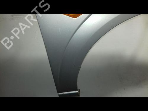 Right front fenders FORD MONDEO III (B5Y) 1.8 16V | BP23195178C42