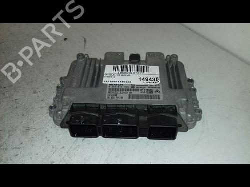 Used Engine control unit (ECU) Engine control unit (ECU) 38276042 38276042