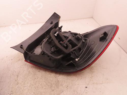 Venstre baglygte Venstre baglygte DACIA SANDERO II TCe 90 (B8M1, B8MA, B8AC) (90 hp) 33835390 33835390