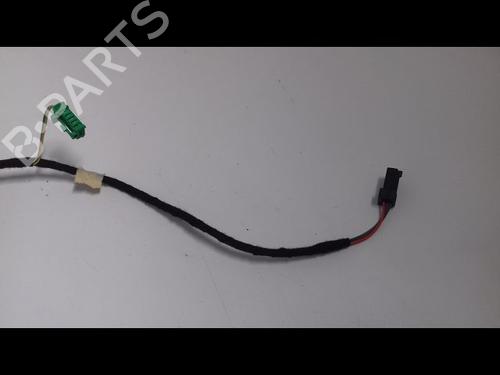 Left mirror CITROËN C4 I (LC_) 1.6 HDi | BP10684061C26