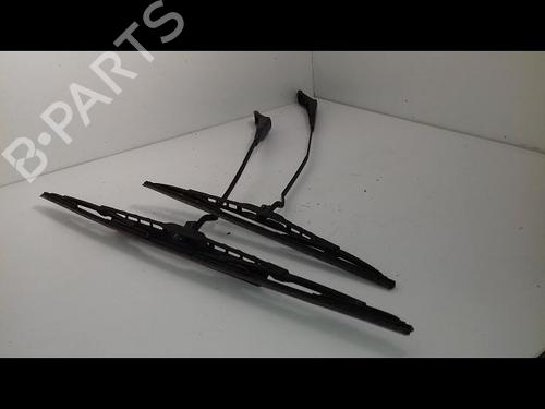 Used Front windshield wiper arm LANCIA YPSILON (843_) 1.3 D Multijet (843.AXE11, 843.AXE1A) (90 hp) 18477215