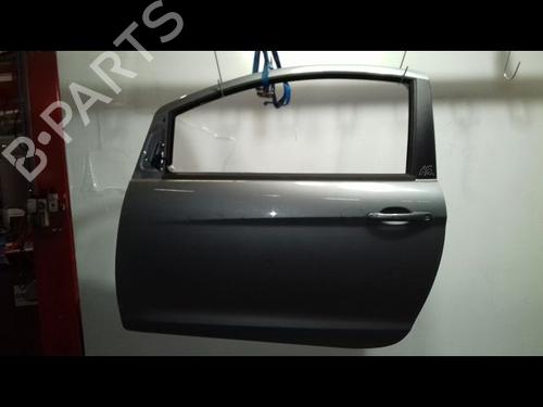 Used Left front door FORD KA (RU8) 1.2 (69 hp) 30949724