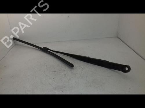 Used Front windshield wiper arm HONDA ACCORD VII (CL, CN) 2.2 i-CTDi (CN1) (140 hp) 29226774