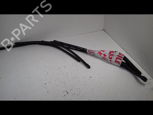 Used Front windshield wiper arm PEUGEOT 307 Break (3E) 2.0 HDi 135 (136 hp) 14888560