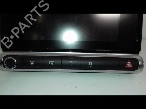 Display monitor CITROËN C4 CACTUS 1.2 VTi 82 | BP18692169C48