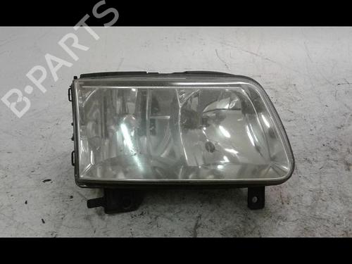 Used Right headlight VW POLO (6N2) 1.4 16V (75 hp) 8966118