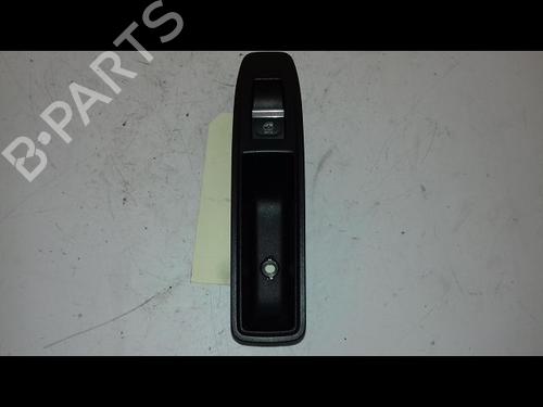 Used Left rear window switch RENAULT CLIO V (B7_) 1.5 Blue dCi 85 (B7AG) (86 hp) 19668981