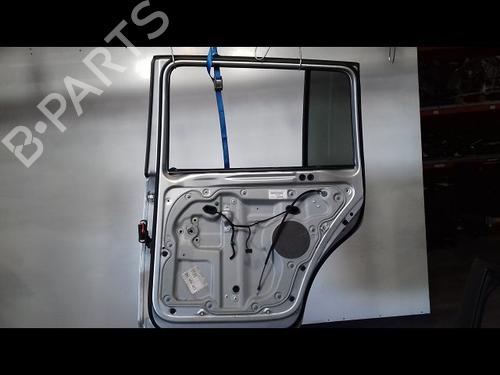 Used Right rear door Right rear door 19747977 19747977