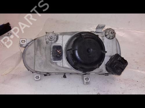 Used Right headlight VW GOLF III (1H1) 1.6 (75 hp) 8968796