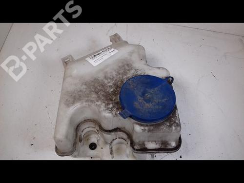 Used Windscreen washer tank MERCEDES-BENZ B-CLASS Sports Tourer (W245) B 180 CDI (245.207) (109 hp) 10063699