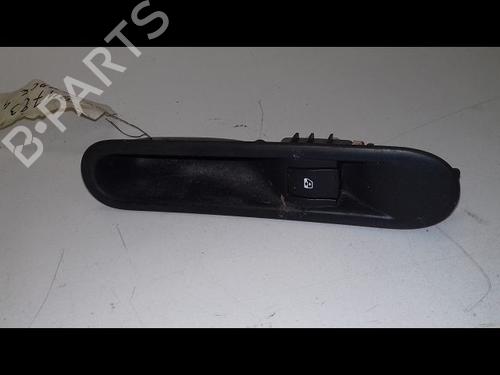 Used Switch RENAULT ESPACE IV (JK0/1_) 2.2 dCi (JK0H) (150 hp) 8970079