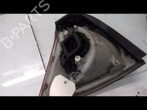 Used Right taillight VW GOLF V (1K1) 2.0 TDI (140 hp) 8962822
