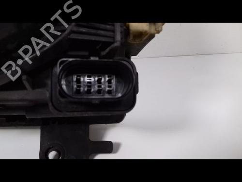 Right headlight VW POLO (6N2) 1.4 16V | BP10489849C29