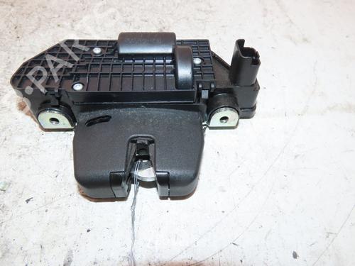 Used Tailgate lock PEUGEOT 208 I (CA_, CC_) 1.2 VTI 82 (82 hp) 33136363