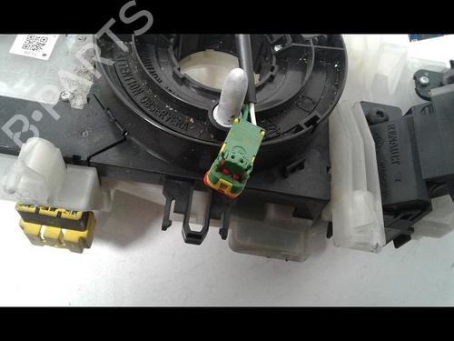 Used Steering column stalk RENAULT SCÉNIC III (JZ0/1_) 1.5 dCi (106 hp) 8972336