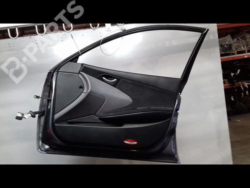 Used Right front door NISSAN PRIMERA Hatchback (P12) 2.2 Di (126 hp) 9118172
