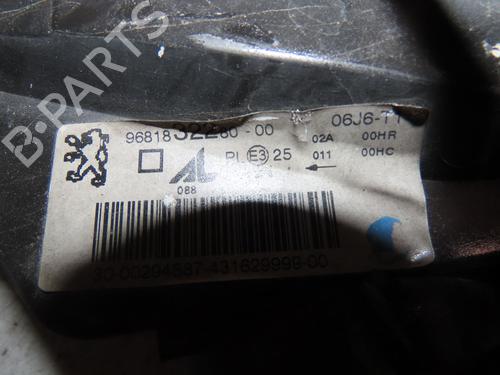 Used Right headlight Right headlight PEUGEOT 307 (3A/C) 1.6 16V (109 hp) 34332475 34332475