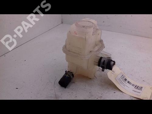 Used Expansion tank Expansion tank TOYOTA YARIS (_P13_) 1.5 Hybrid (NHP130_, NHP130) (101 hp) 9124640 9124640