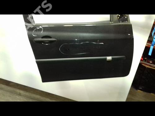Used Right front door RENAULT CLIO III (BR0/1, CR0/1) 1.2 16V (BR0R, BR1D, BR1L, CR0R) (65 hp) 11755394