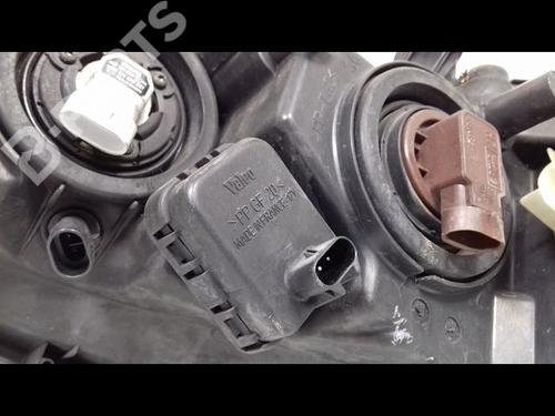 Right headlight OPEL ZAFIRA A MPV (T98) 1.8 16V (F75) | BP9519985C29