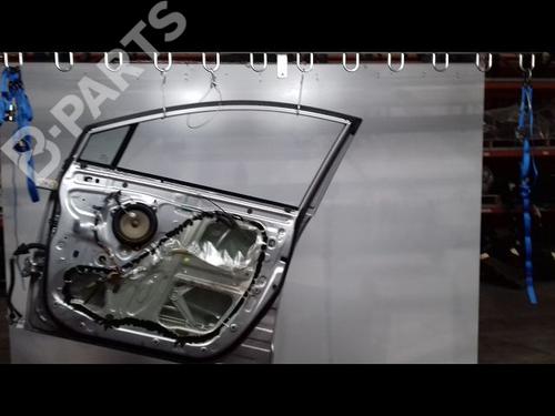 Used Right front door TOYOTA COROLLA Verso (ZER_, ZZE12_, R1_) 2.2 D-4D (AUR10_, AUR10R) (136 hp) 8974401