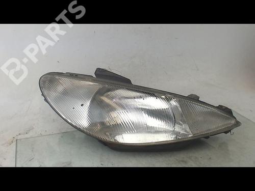 Used Right headlight PEUGEOT 206 Hatchback (2A/C) 1.1 i (60 hp) 8968209