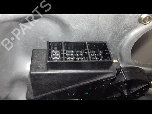 Used Front right window mechanism VW POLO IV (9N_, 9A_) 1.4 TDI (75 hp) 11999081