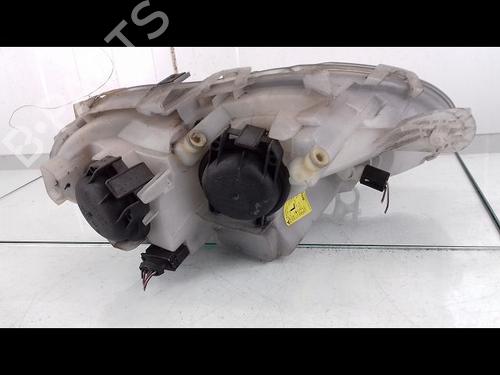 Used Right headlight SMART CITY-COUPE (450) 0.7 (450.352, 450.353) (61 hp) 8962468