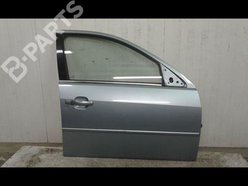 Used Right front door FORD MONDEO III (B5Y) 2.0 16V TDDi / TDCi (115 hp) 8965474