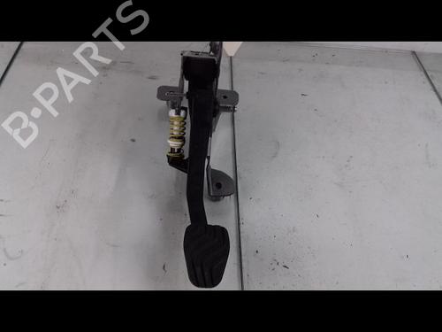 Pedal RENAULT MEGANE IV Hatchback (B9A/M/N_) 1.5 dCi 110 (B9A3) (110 hp) 8970237