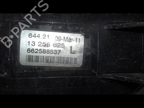 Used Left front fog light OPEL MERIVA B MPV (S10) 1.3 CDTI (75) (95 hp) 12146128