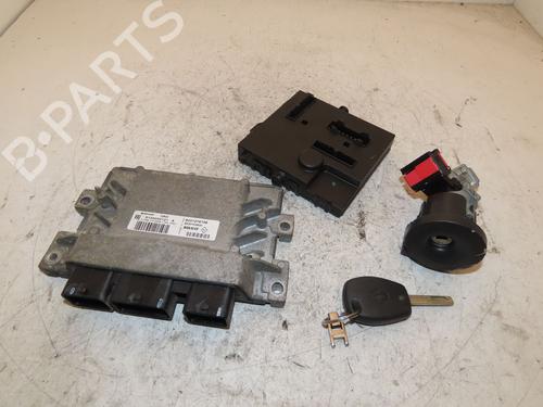 electronic-module-renault-twingo-ii-cn0_-2007-33135839 main image