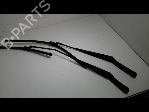 Used Front windshield wiper arm VW GOLF VII (5G1, BQ1, BE1, BE2) 1.6 TDI (105 hp) 14888545