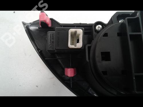 Climate control TOYOTA YARIS (_P13_) 1.5 Hybrid (NHP130_, NHP130) | BP8971974I5 