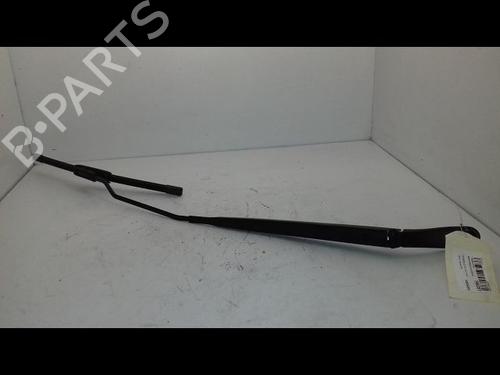 Used Front windshield wiper arm CITROËN C3 II (SC_) 1.4 VTi 95 (95 hp) 29226765